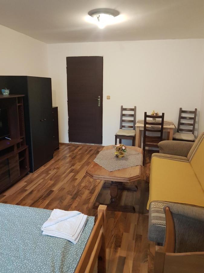 Turisticky Apartman ,Pro 3-4Os Apartman Frenštát pod Radhoštěm Kültér fotó
